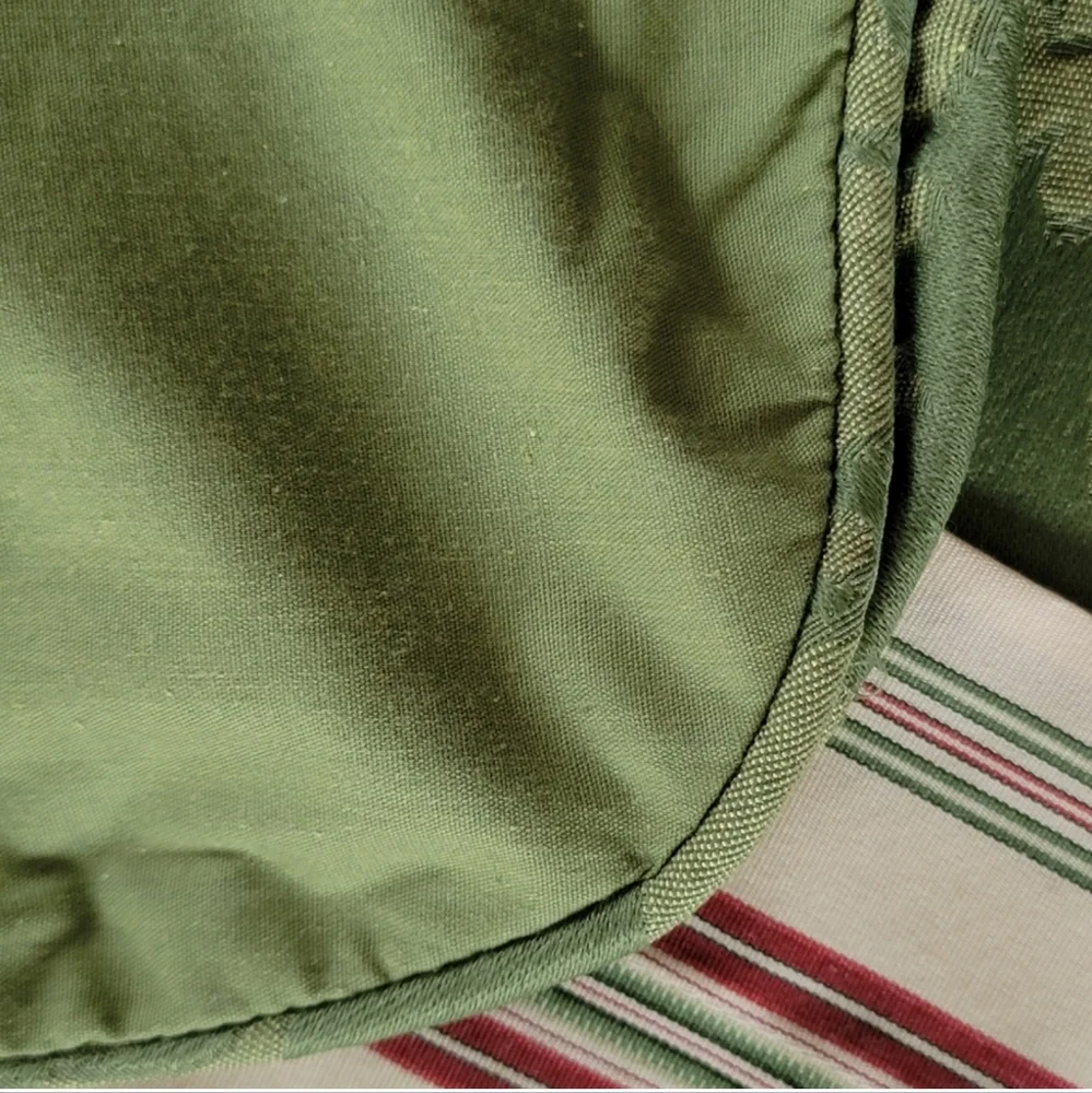 LIKE NEW LEGACY $2,800 Original Price Damask Jacquard Brocade Queen Duvet 1 of 2